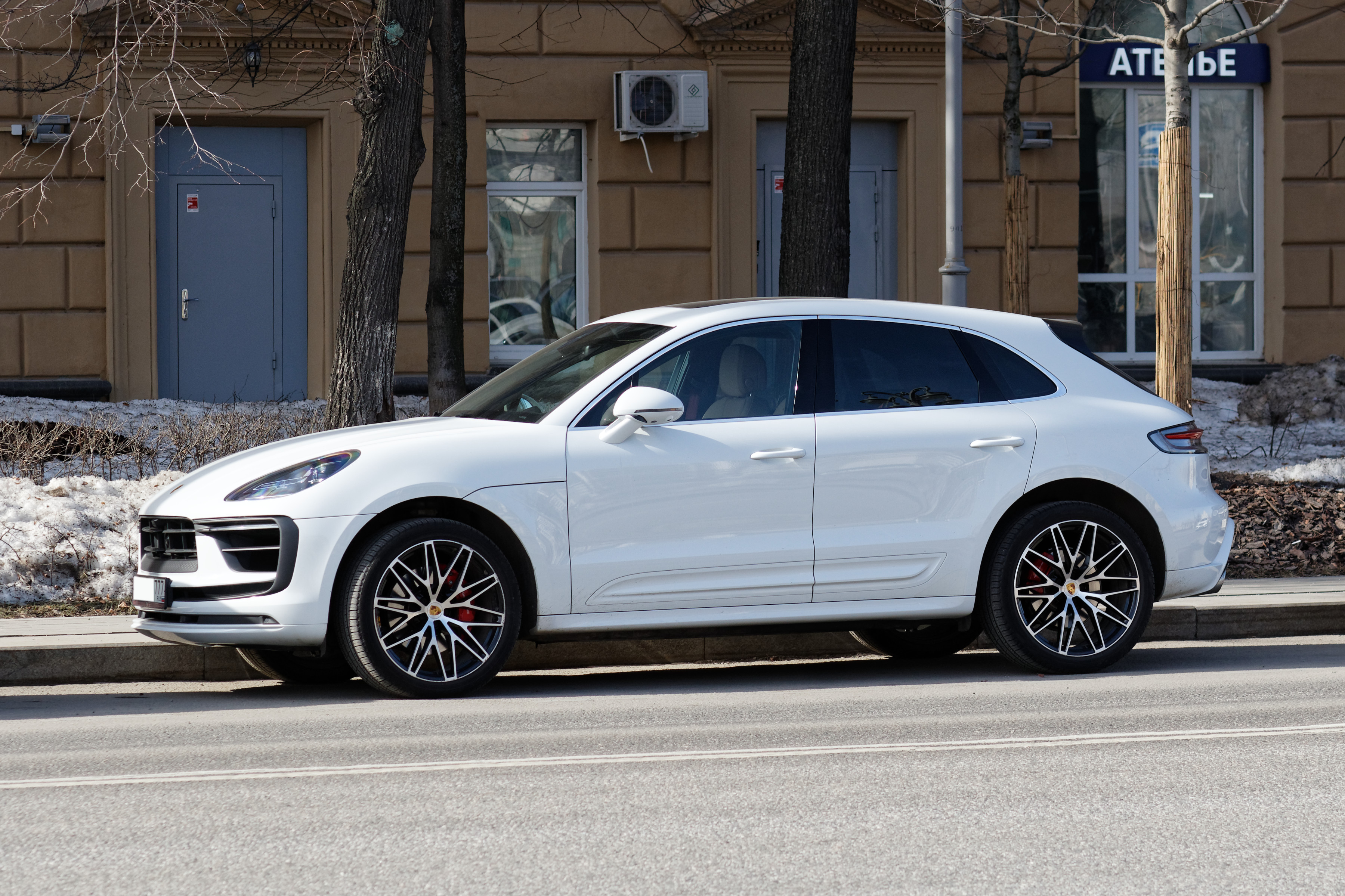 2026 Porsche Macan