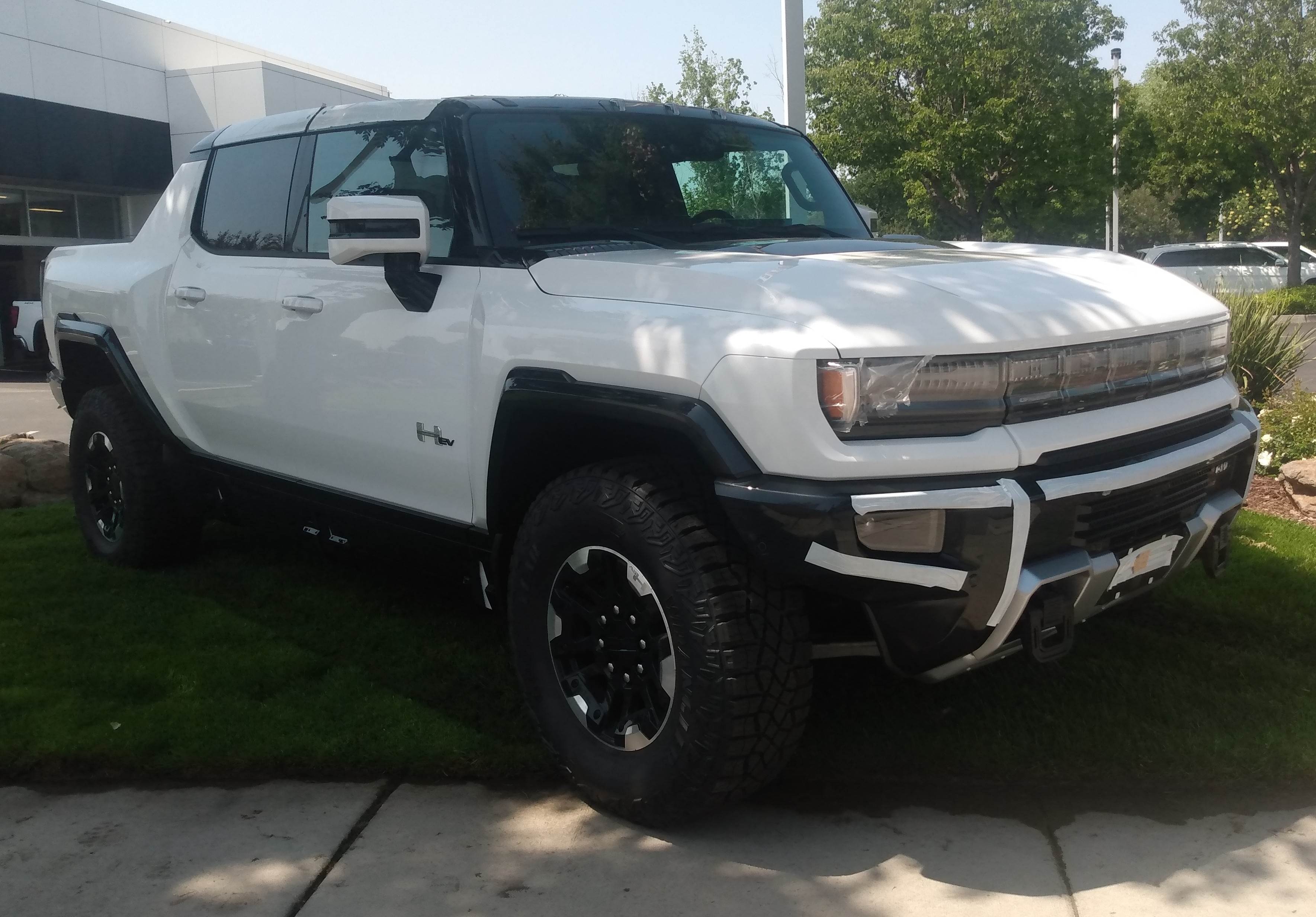 2025 GMC Hummer EV Pickup